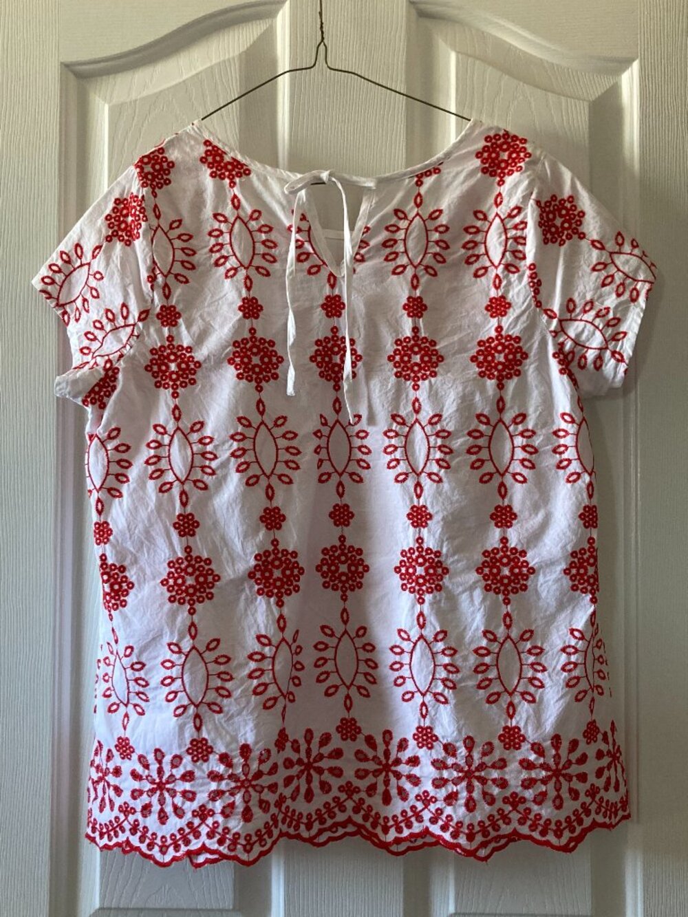 Mimi & Daphne Women's 100% Cotton Embroidered Blouse Size L - Picture 2 of 9